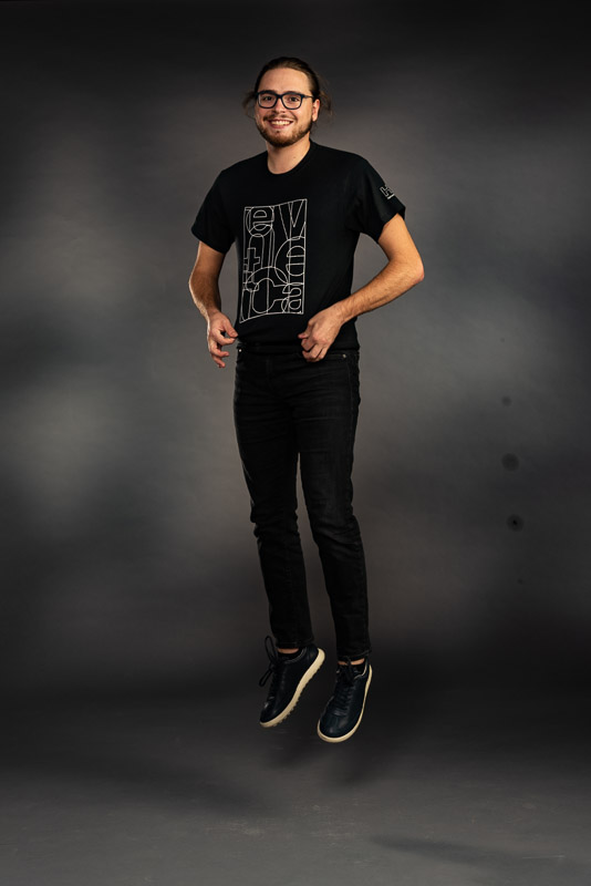 22367 Antoni Carlson 068
