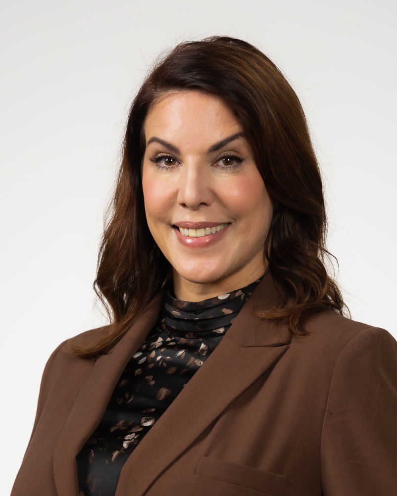 23498 Sherri Baker_CFO 135