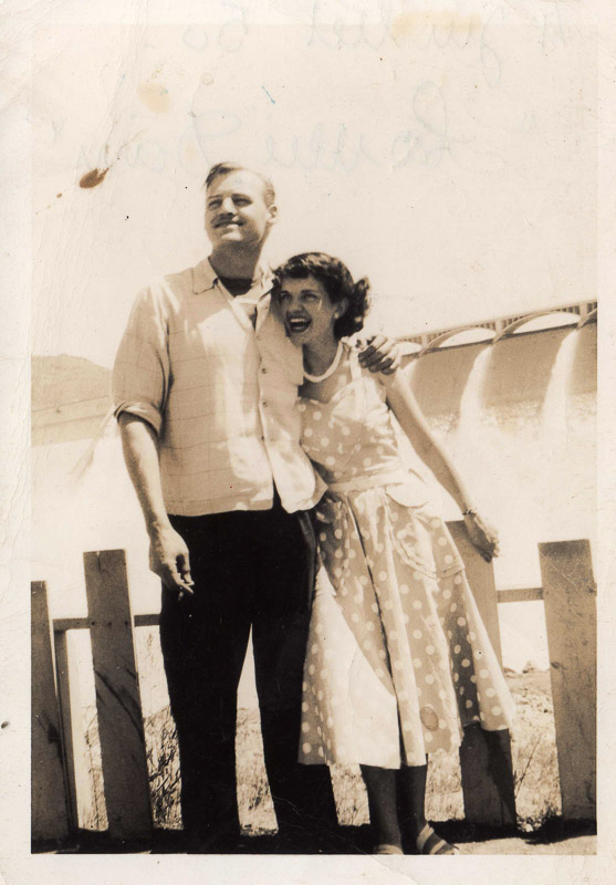 1950 Grand Coulee Dam 4th of July Pierrette John SWeat003