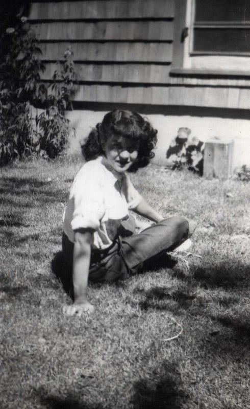 1952-0016 Pierrette Colfax
