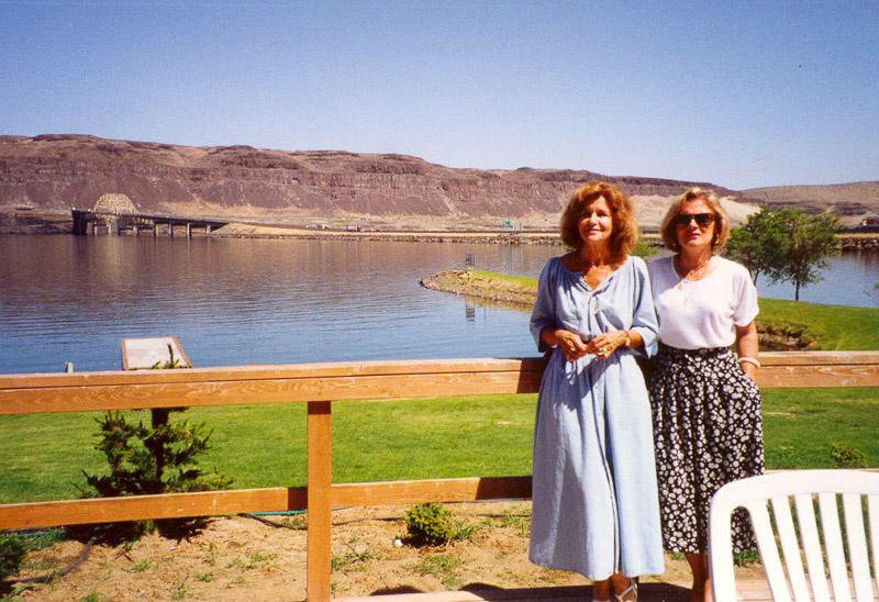 1988 Columbia River Pierrette Michelle 3129